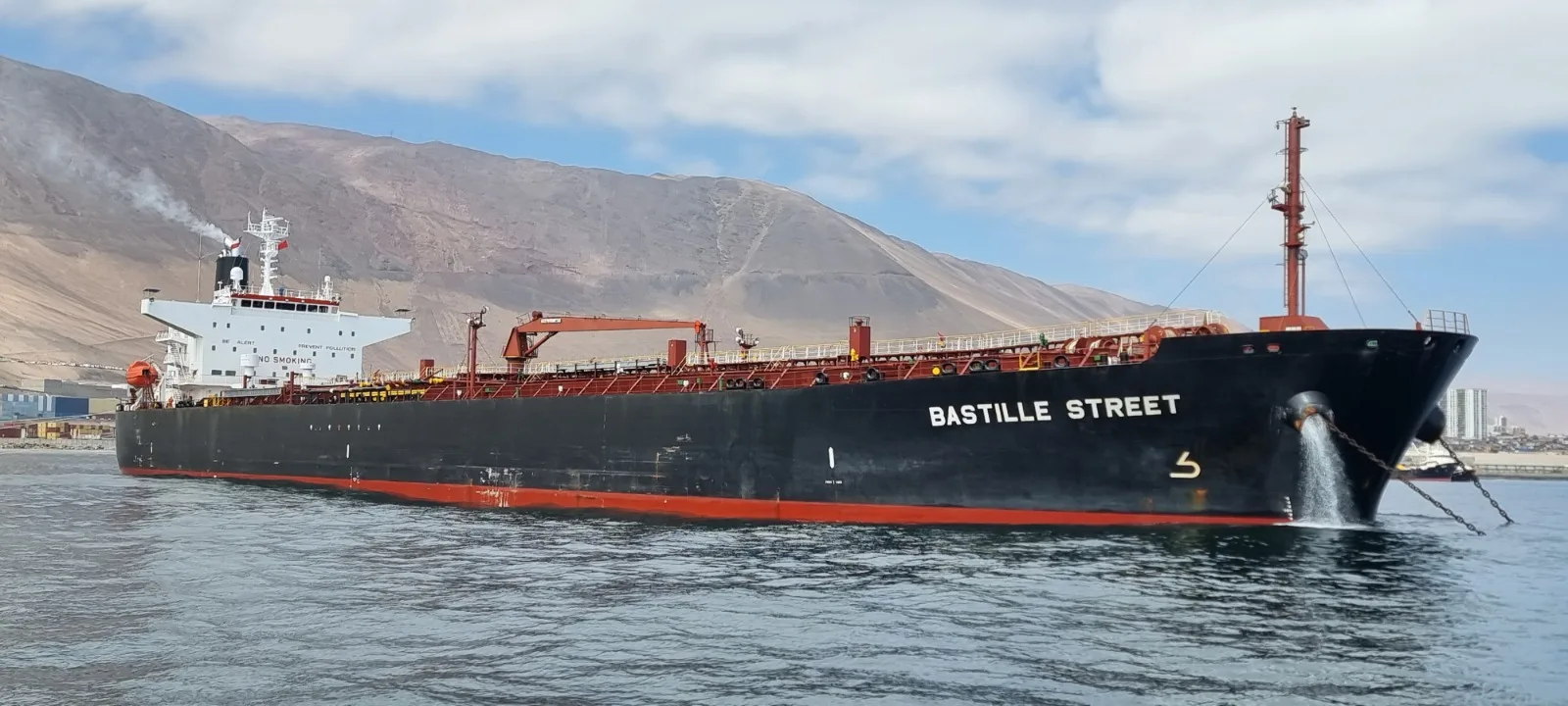 Actividad portuaria en Iquique