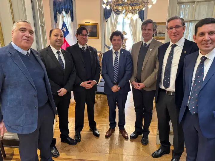Representantes de APRAPUERTO, APAC y NAUTILUS